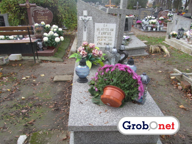 Grób Władysław Farfus